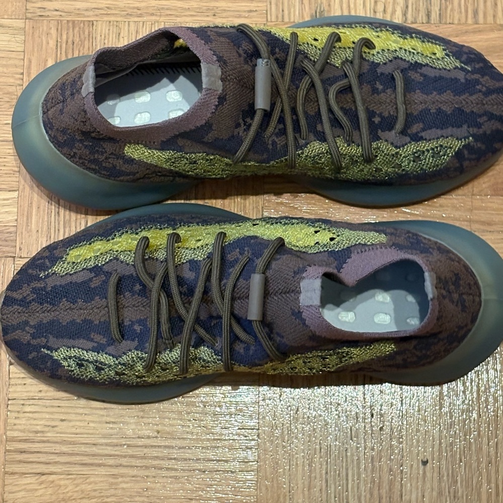 Adidas Yeezy Size 10 Men’s